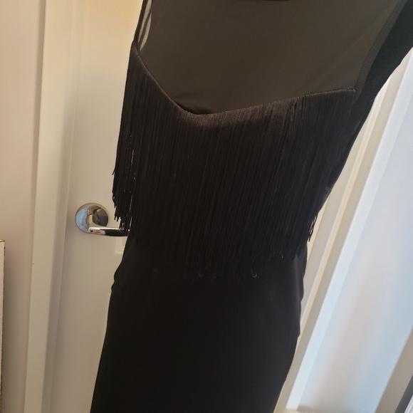 Black dress with fringe - Picture 2 of 5